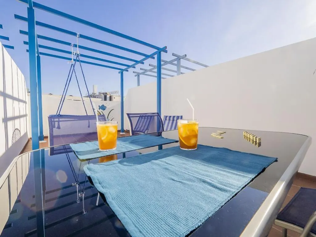 Funny Friendly Fish Holiday Apartments 贝纳尔马德纳