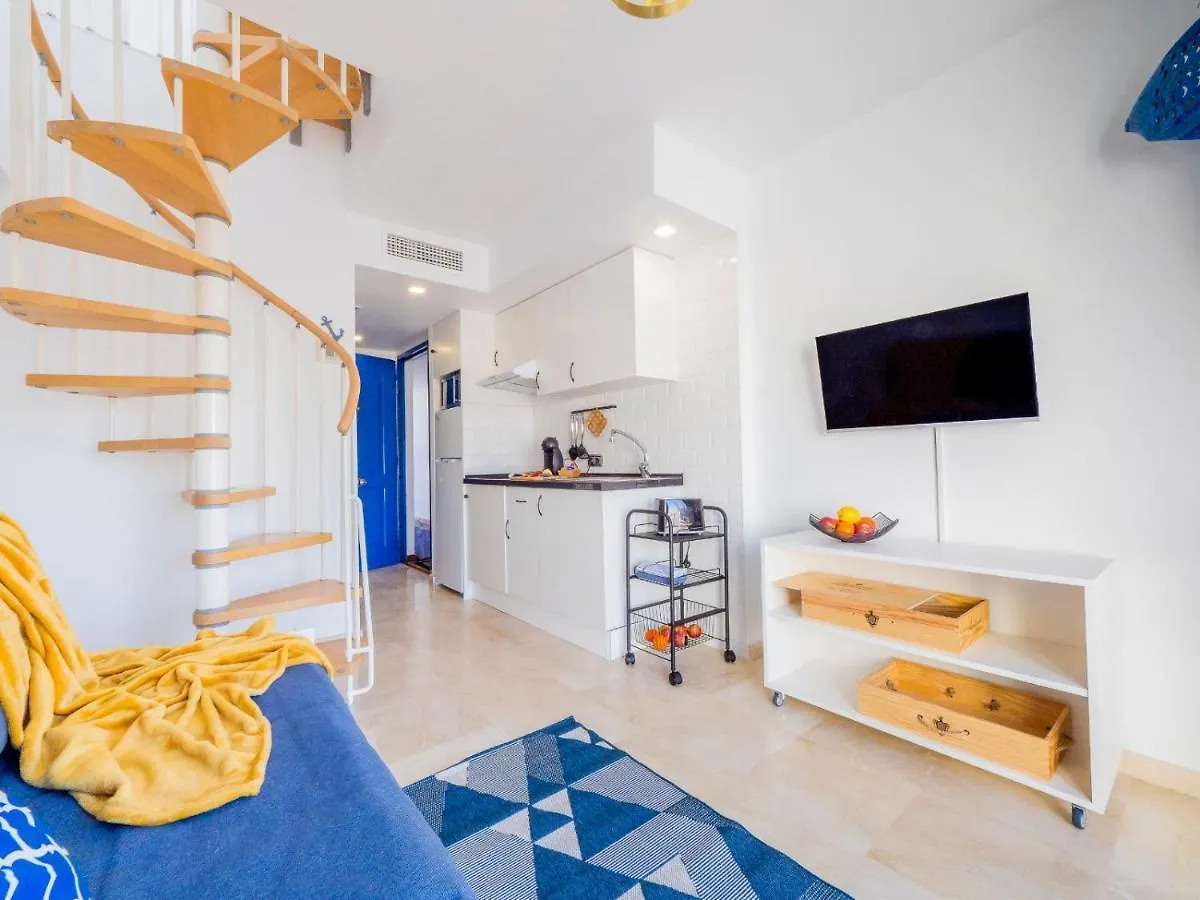 Funny Friendly Fish Holiday Apartments 贝纳尔马德纳 西班牙